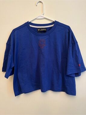 Fanatics Signature Chicago Cubs Cropped T-Shirt